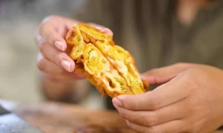 Cempedak goreng. (YouTube Willgoz Kitchen)