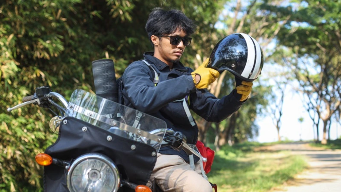 Berbagai Risiko Kesehatan saat Perjalanan Jauh dengan Motor