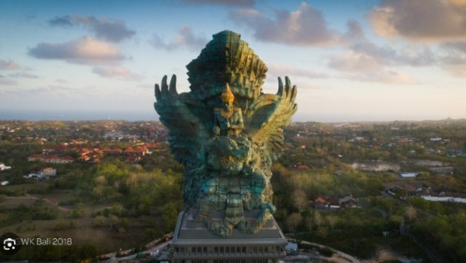 Garuda Wisnu Kencana yang gagah menawan