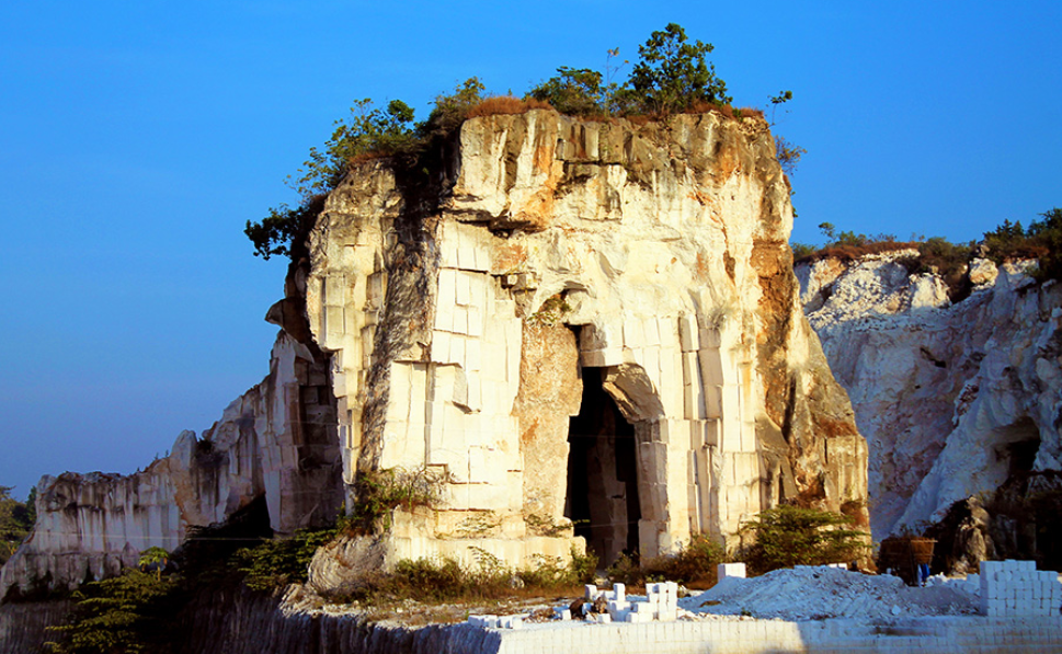 Bukit Kapur Sekapuk Setigi. (Sumber: Oyek Photo &ndash; Shutterstock)