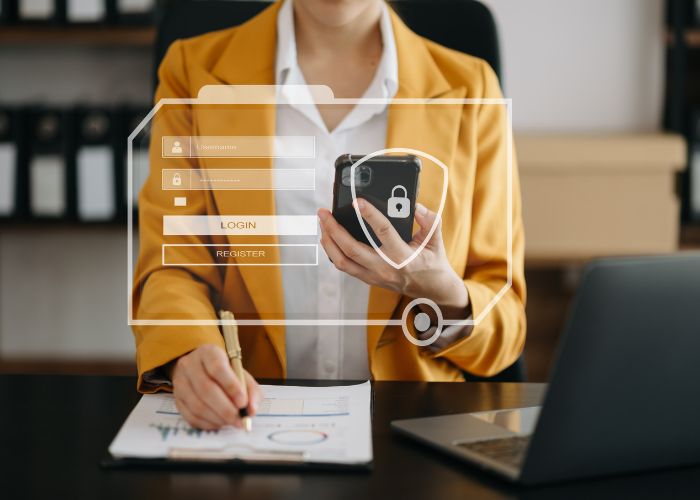 Ilustrasi Keamanan Android dan iPhone