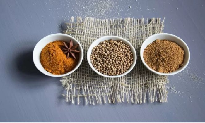 Ilustrasi Bumbu Dapur Merica dan Ketumbar (Pixabay)