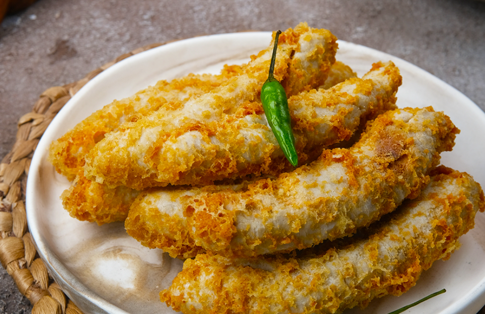 Otak Otak Ikan Tenggiri (Galuhtati &ndash; Shutterstock)