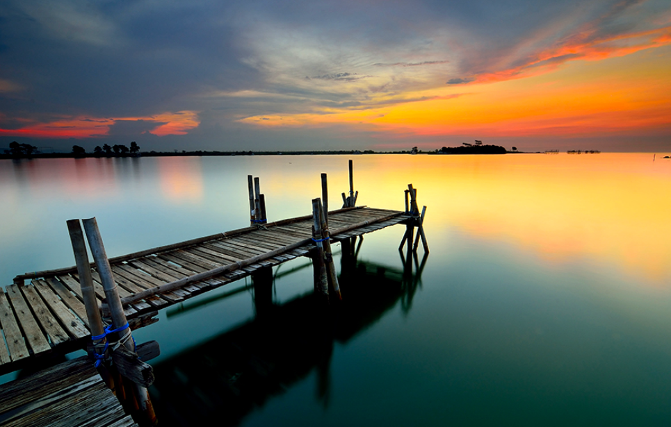 Pantai Marina. (Sumber Priyan Kurniatama &ndash; Shutterstock)