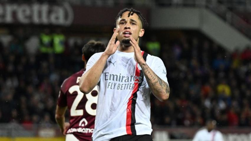 Hasil Torino vs AC Milan di Liga Italia. (Foto AC Milan via Getty ImagesClaudio Villa)