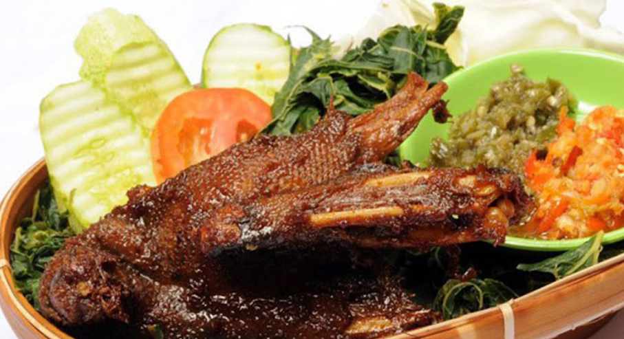 Bebek Sinjay Tempat Wisata Kuliner Madura yang Mendunia
