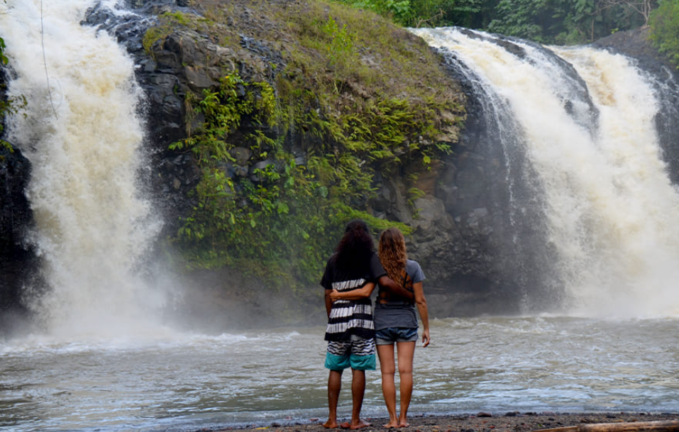 Air Terjun Sapoli (Ola Blossom &ndash; Shutterstock)