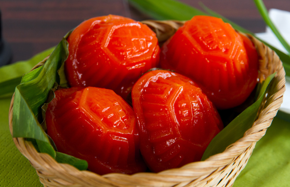 Kue ku, berarti umur panjang (Rizvisual &ndash; Shutterstock)