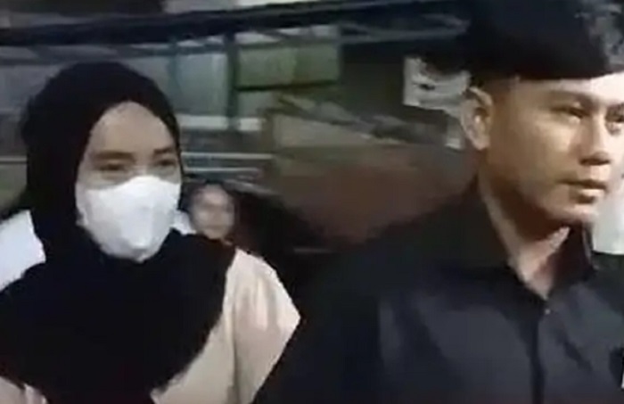 Kesaksian Linda Sahabat Vina Cirebon Usai Diperiksa 5 jam, Tak Kenal Pegi Setiawan-Tangkapan Layar/YouTube-