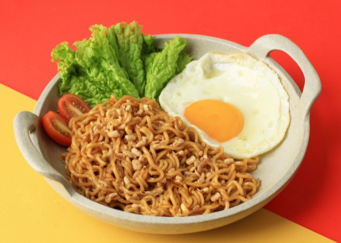 Ilustrasi Jumlah Aman Makan Mi Instan