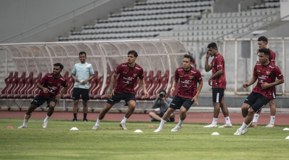 Timnas Indonesia akan melakoni laga uji coba melawan Tanzania di Stadion Madya, Jakarta, Minggu (2/6). (ANTARA FOTO/Aprillio Akbar)
