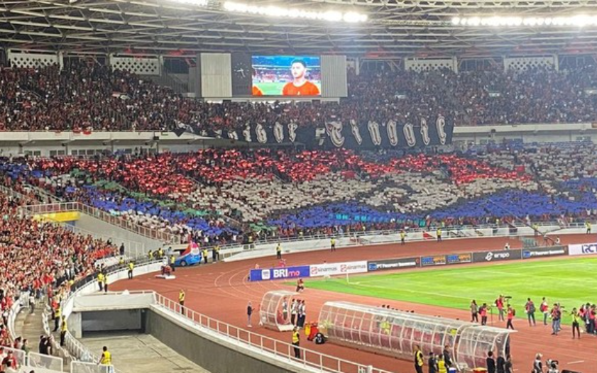 Tiket Indonesia vs Irak di Stadion Utama Gelora Bung Karno laku keras. (CNNIndonesia.com/Nyimas Ratu)
