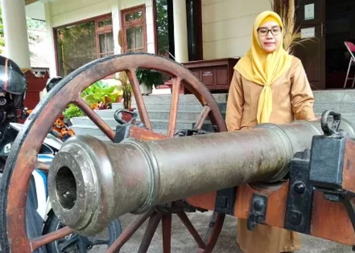 Meriam di Museum Cakraningrat Bangkalan