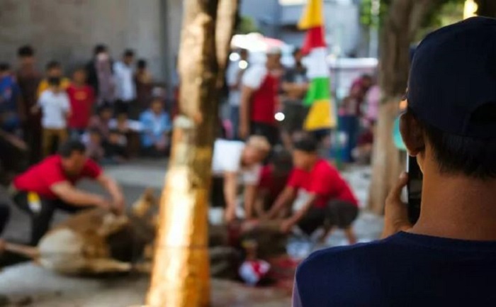 Potret perayaan Idul Adha di Indonesia. Sumber foto : (Unsplash.com/Fauzan)