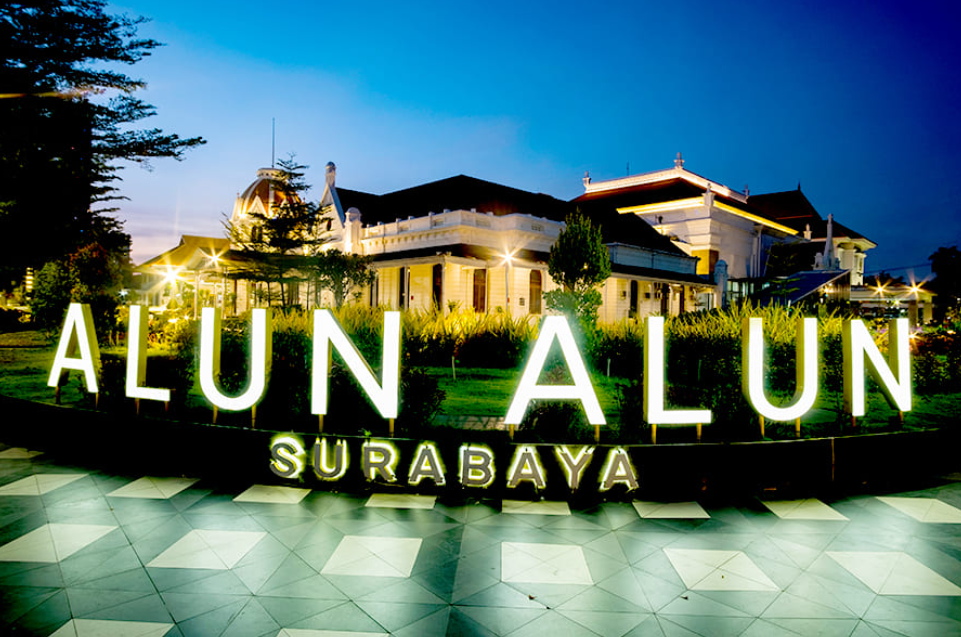Alun Alun Surabaya (Mumun96 &ndash; Shutterstock)