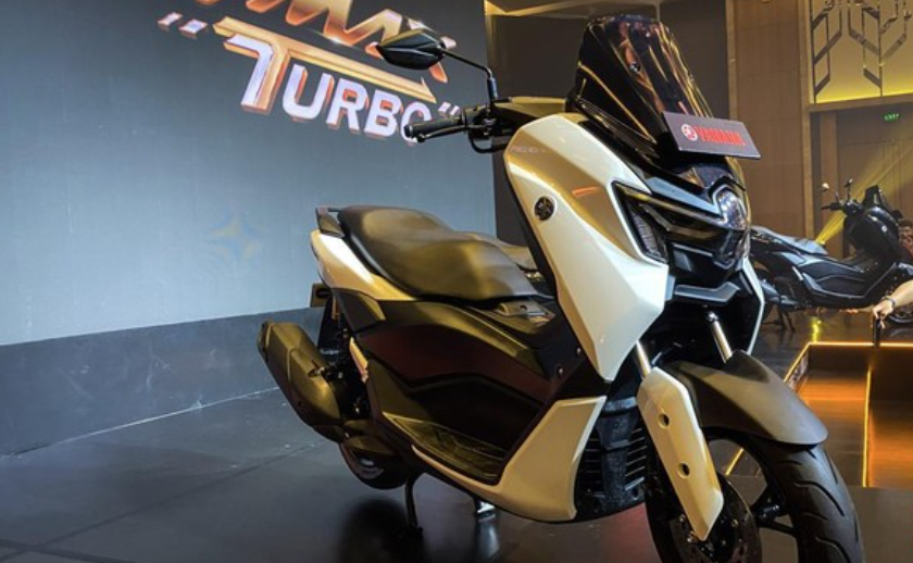 Generasi baru Yamaha Nmax sudah meluncur dan membuat persaingan skutik bongsor 150 cc makin panas. (CNN Indonesia/ Chandra Erlangga)