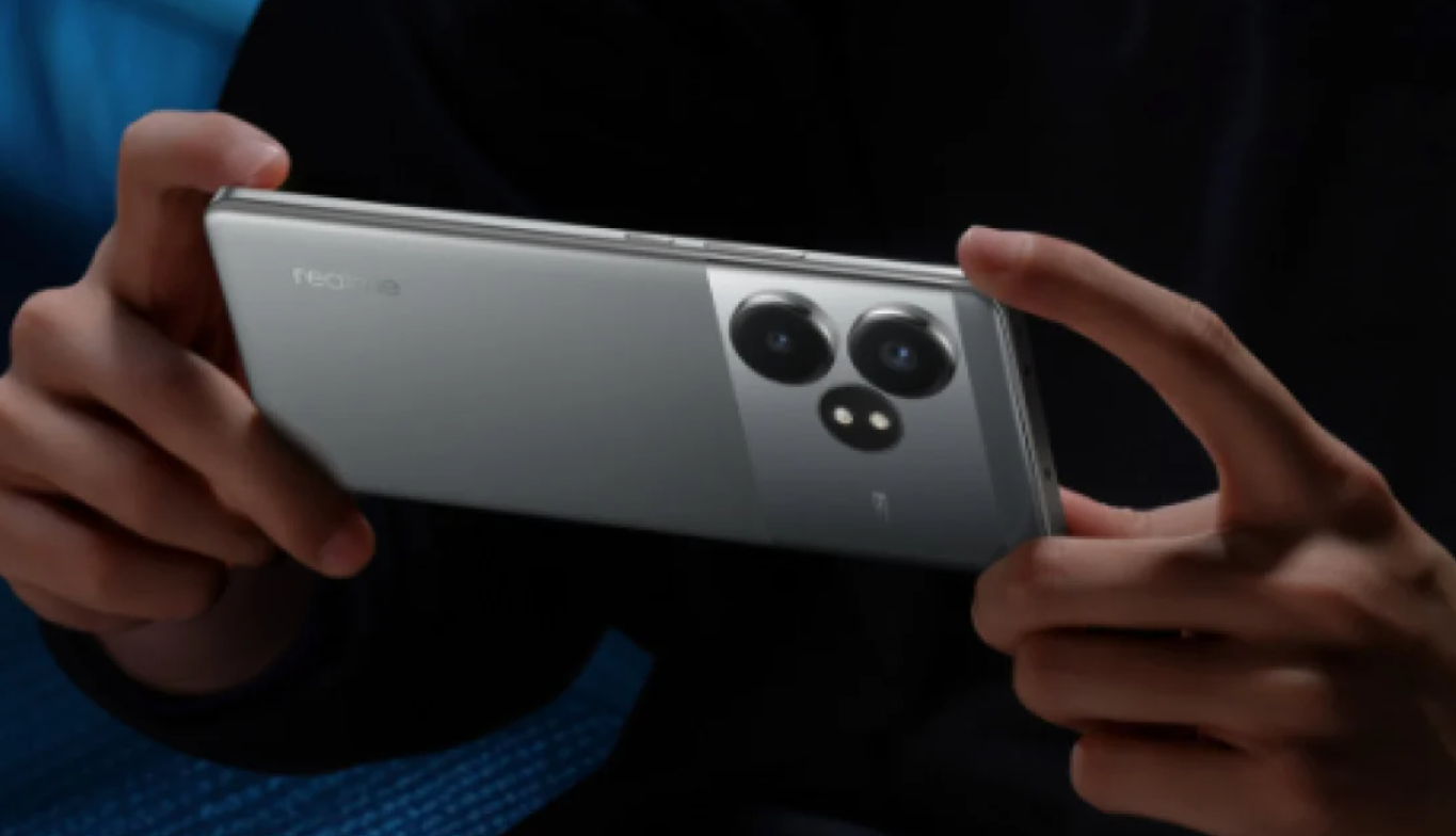 Realme GT 6 Ponsel Flagship Baru dengan Spesifikasi Unggulan. Sumber : Realme.com
