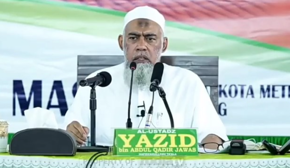 Ustadz Yazid Jawas saat menyampaikan ceramahnya.-tangkapan layar-
