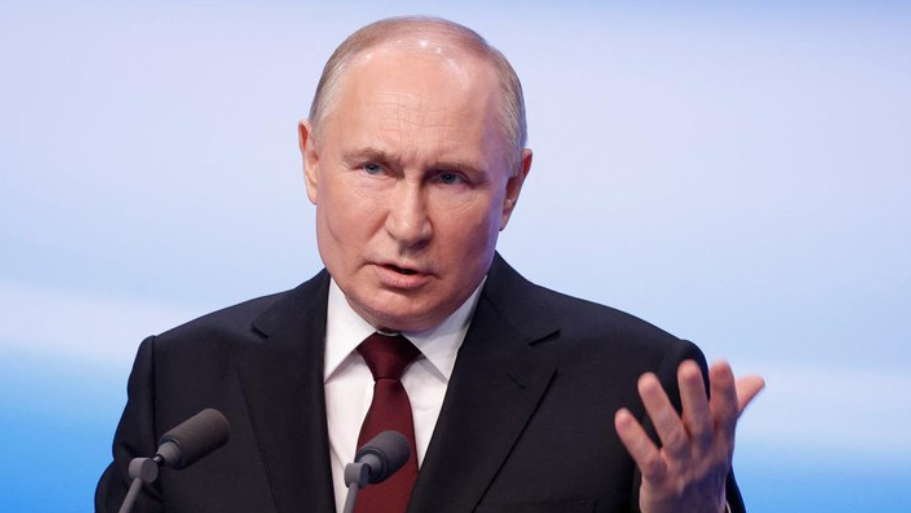 Foto: Kandidat presiden Rusia dan petahana Presiden Vladimir Putin. (REUTERS/Maxim Shemetov)