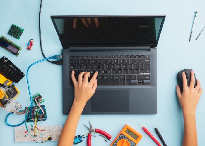 Rekomendasi Laptop Anak Sekolah