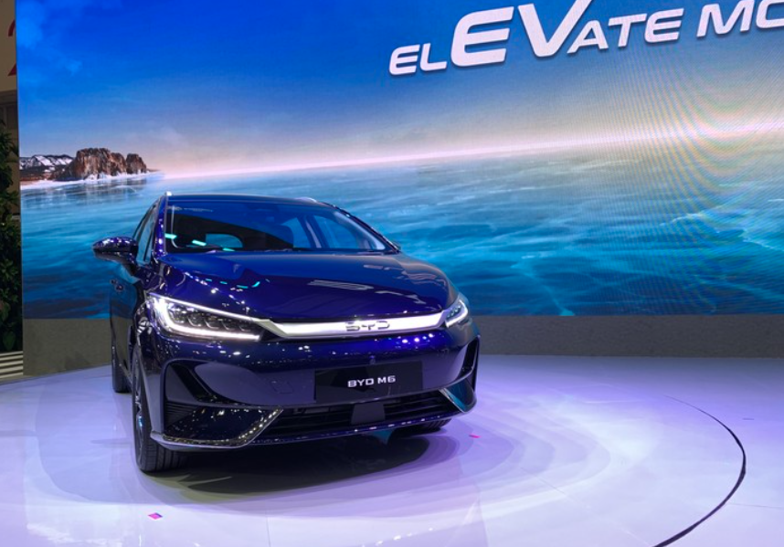 BYD M6. (Foto: Dina Rayanti/detikoto)
