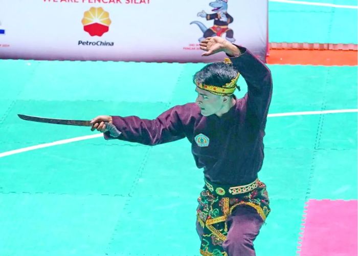 Atlet Pencak Silat Bangkalan Syarief Hidayatullah Suhaimi Juarai Event International Indonesian Student Pencak Silat Open Championship 2024 di Padepokan Pencak Silat TMII, Jakarta