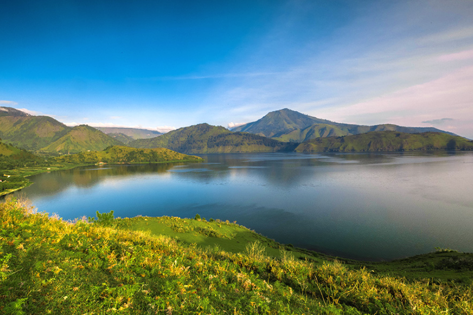Menikmati ketenangan di Pusuk Buhit (Luther &ndash; Shutterstock)