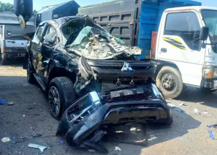 2 Mobil Bea Cukai Kecelakaan di Tol Jombang