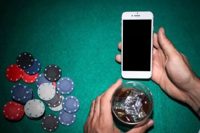 Ilustrasi dampak kecanduan judi online. (freepik)