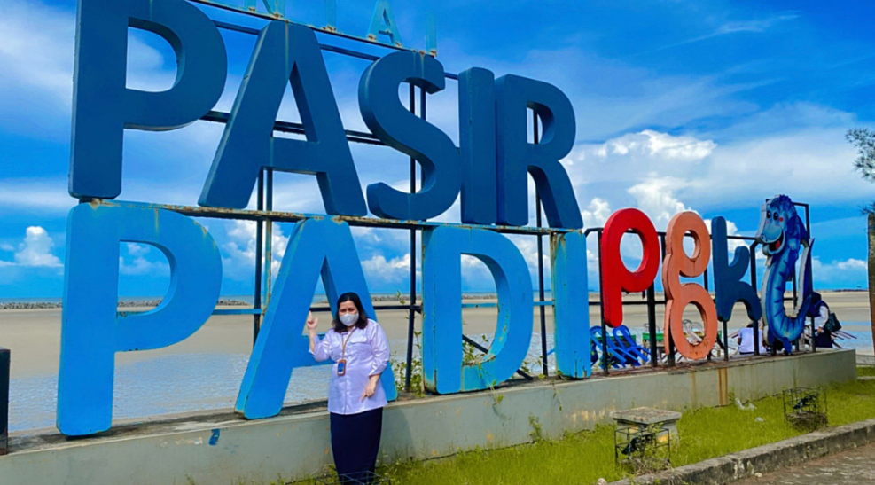 Pesona pantai Pasir Padi yang memukau (Foto Reni-adm)
