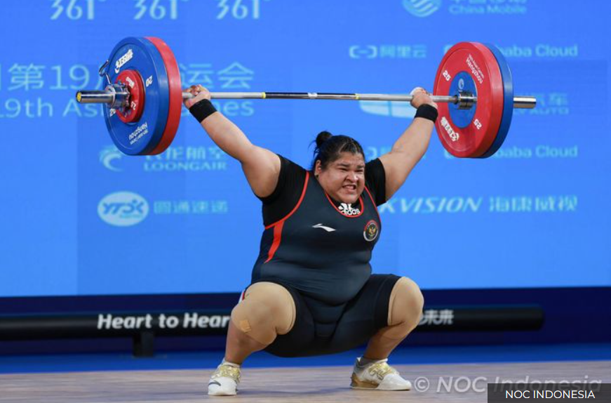 Lifter putri Indonesia, Nurul Akmal, memastikan diri melaju ke Olimpiade Paris 2024