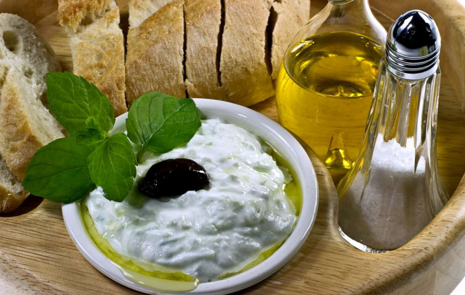 tzaziki (commons.wikimedia.org/Nikodem Nijaki)