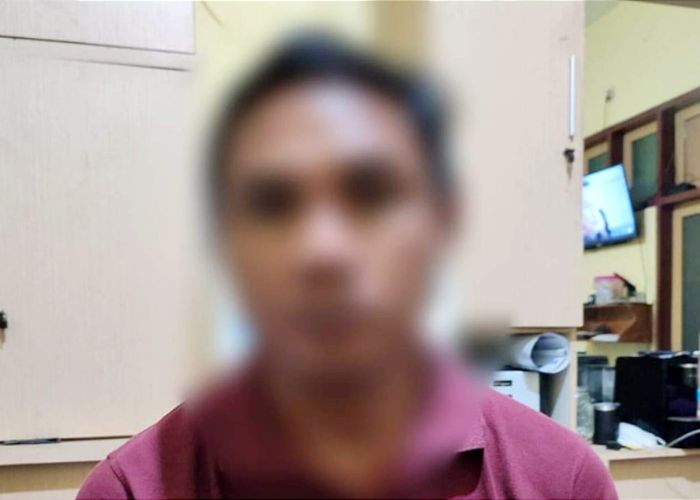 Tersangka AWH Mencuri Burung Murai Terekam CCTV