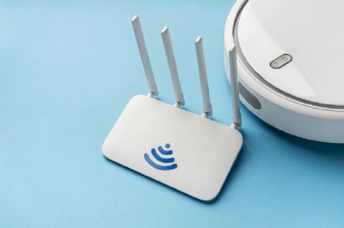 Router WiFi populer digunakan sebagai pendukung jaringan internet rumahan. (Freepik).