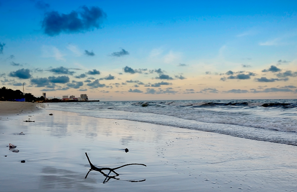 Pantai Kemala (Daniel Chang &ndash; Shutterstock)
