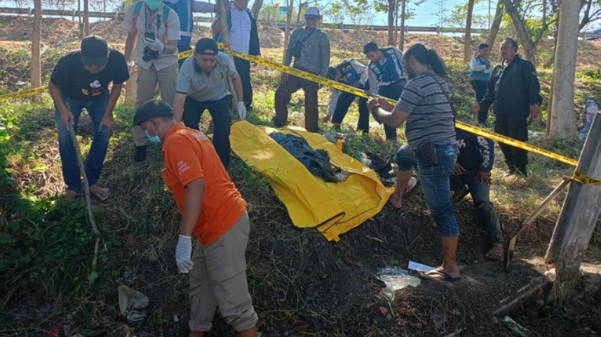 Foto: Penemuan kerangka di Tol Sidoarjo (Dok. Istimewa)