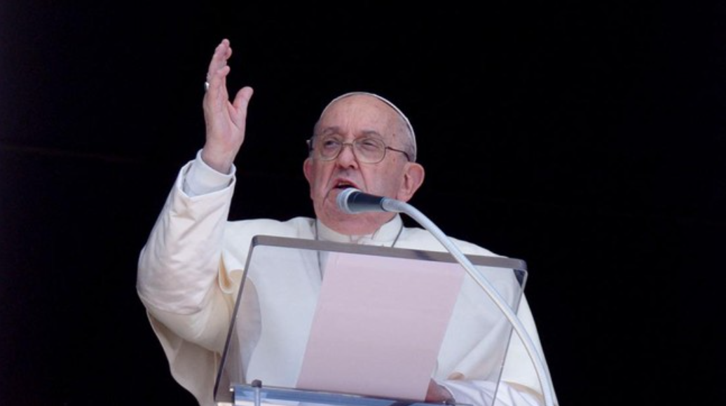 Paus Fransiskus Akan Menginap di Kedutaan Vatikan dan Menggunakan Mobil Sipil Selama Kunjungan ke Indonesia. (via REUTERS/Vatican Media)