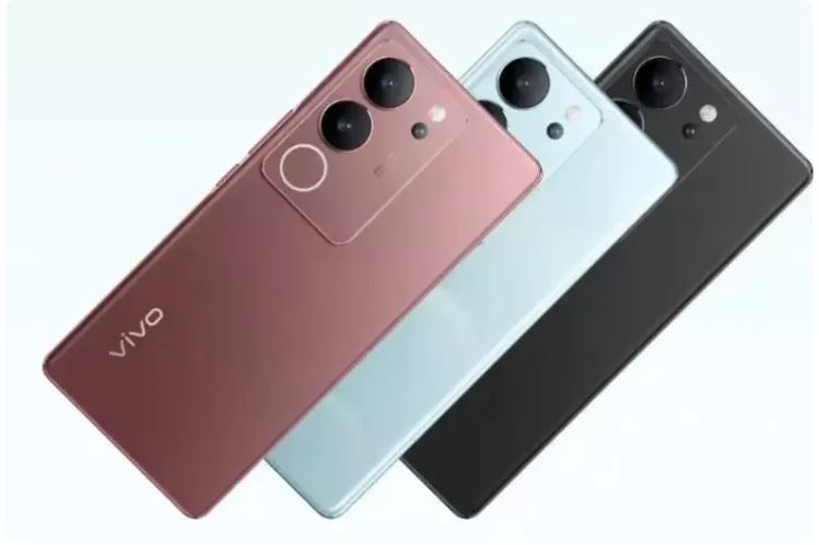 Desain Vivo V40 cukup unik dan menarik perhatian, terutama pada bagian kameranya. Ponsel ini memiliki satu kamera besar berwarna hitam yang mencolok. (ist)