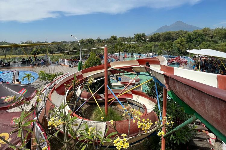 Ilustrasi salah satu perosotan di Parimas Waterpark Pacet, Mojokerto, Jawa Timur.(DOK.FACEBOOK/Parimas Waterpark Pacet)