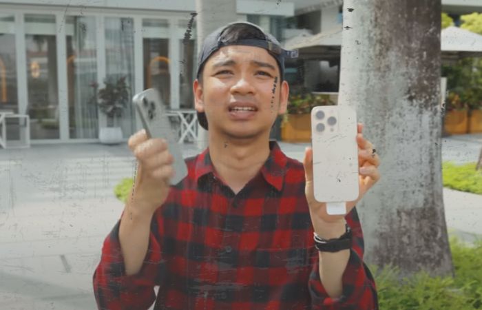 David Gadgedtin di video youtube nya dengan judul: Rp45 JUTA... UNBOXING iPhone 16 & 16 PRO!!!. (youtube david gadgedtin)