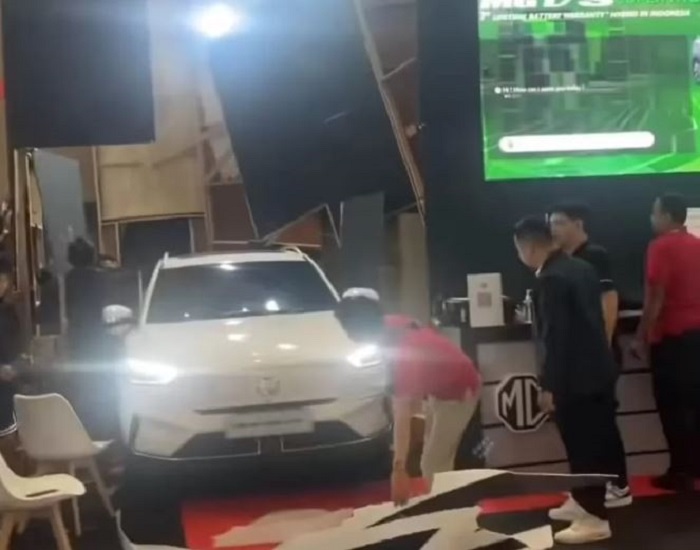 MG ZS EV seruduk booth di pameran GIIAS Bandung. (Istimewa)
