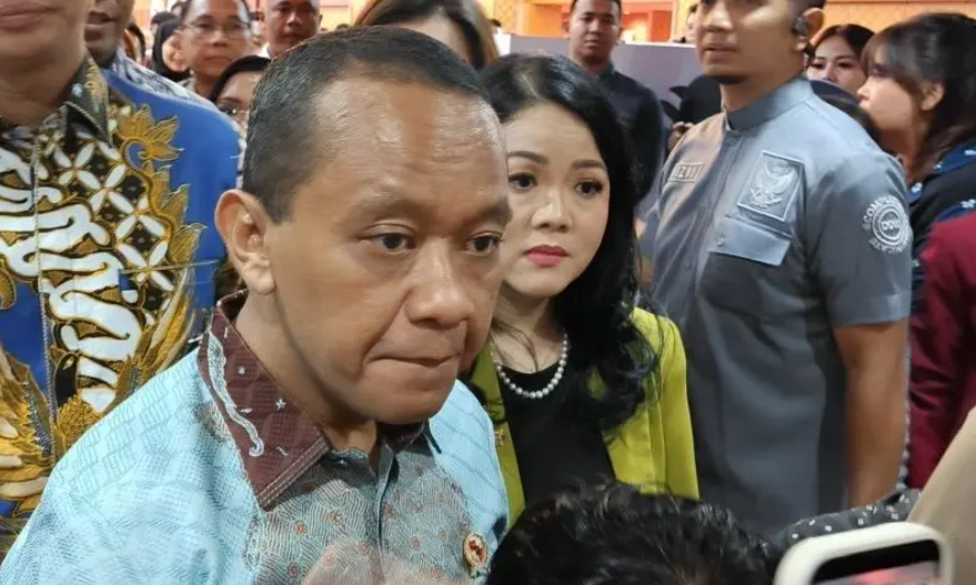 Menteri Investasi/Kepala Badan Koordinasi Penanaman Modal (BKPM) Bahlil Lahadalia di Jakarta, Selasa (30/7/2024). (Foto: Antara/Muzdaffar Fauzan).