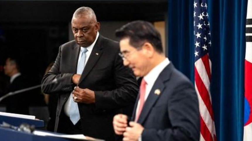 Foto: US Secretary of Defence Lloyd Austin and South Korean Defense Minister Kim Yong Hyun. Foto: Getty Images via AFP/KENT NISHIMURA