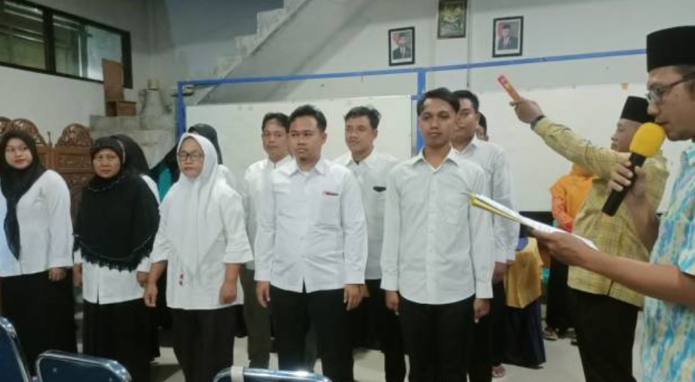 Ilustrasi pelantikan KPPS. Pelantikan anggota KPPS Pilkada 2024 hari ini, Kamis (7/11/2024) (Sumber: kampungkb.bkkbn.go.id)