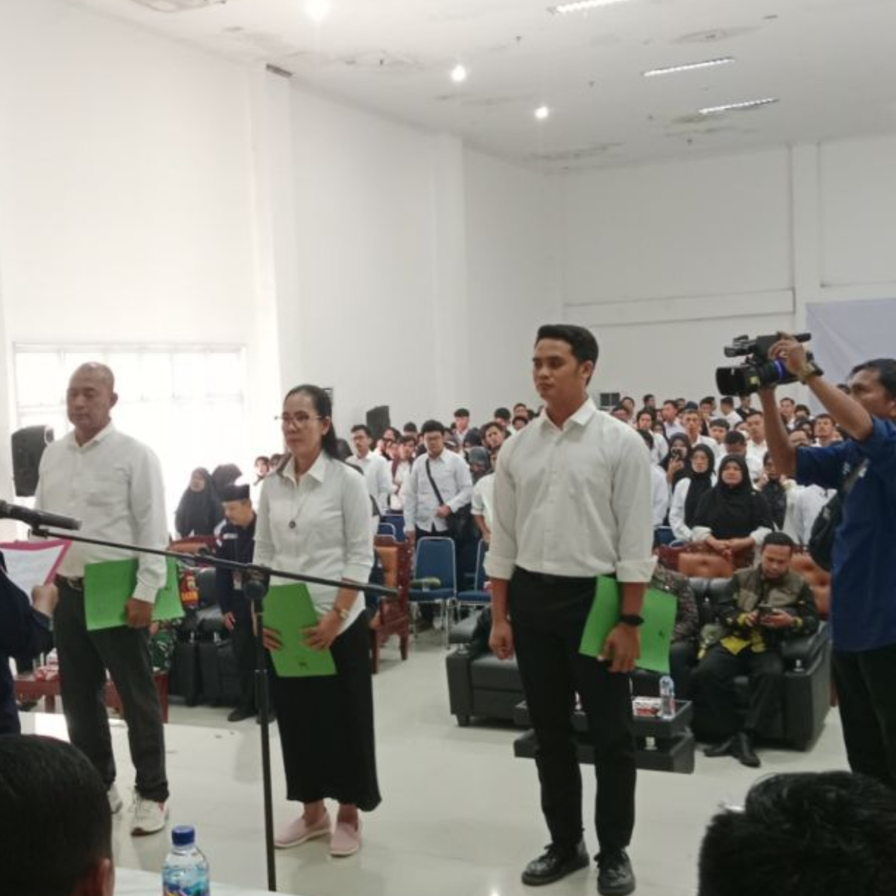 PPK Binawidya Lantik 672 Anggota KPPS untuk Pemilihan Serentak 2024 di Pekanbaru