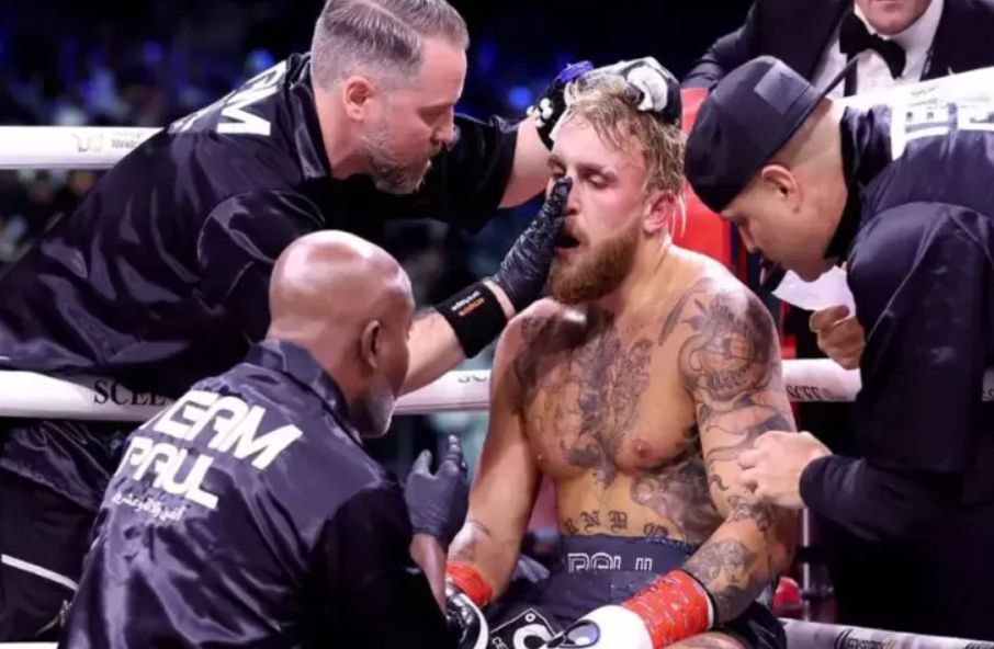 Mike Tyson Pukul KO Jake Paul, Joe Egan Kalah Nodai WarisannyaThe Mirror.