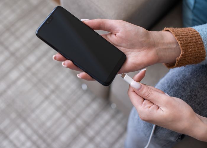 Solusi Cepat: 6 Penyebab iPhone Tidak Bisa Dicas dan Cara Mengatasinya