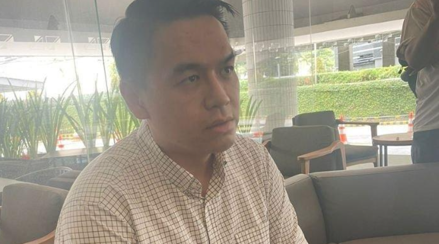 Alwin Jabarti Kiemas Keponakan Megawati jadi Tersangka Judi Online .