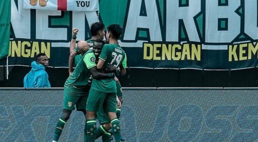 Dramatis Skor 3-2 Hasil Akhir Persebaya vs Arema FC Bonek Gembira, Cek Klasemen Liga 1 Terbaru.