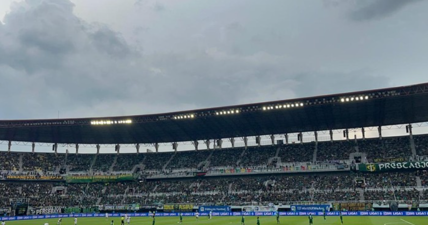 Laga Persebaya vs Arema FC di Stadion Gelora Bung Tomo (GBT) di Surabaya (Foto: Firtian Ramadhani/detikJatim)